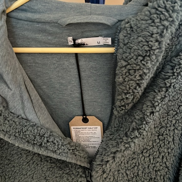 PrAna Jacket - Picture 4 of 8